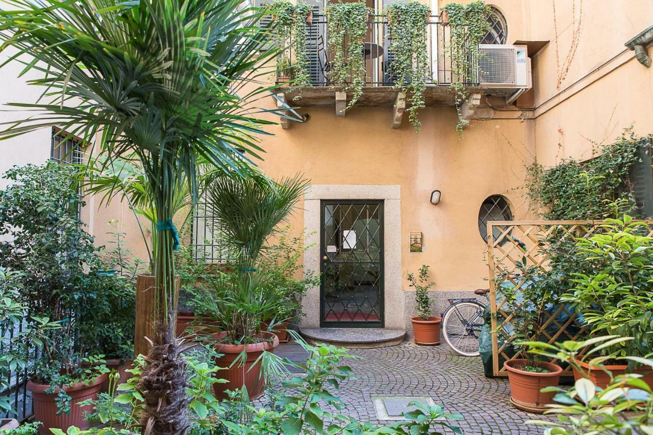 Flowers' Lane Milan Luaran gambar